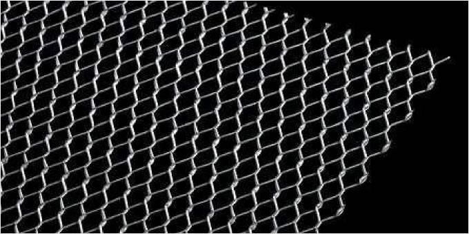 Diamond mesh lath